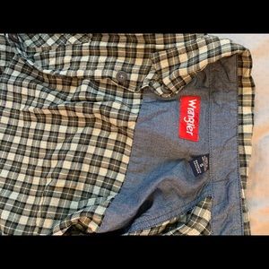 wrangler top button up flannel